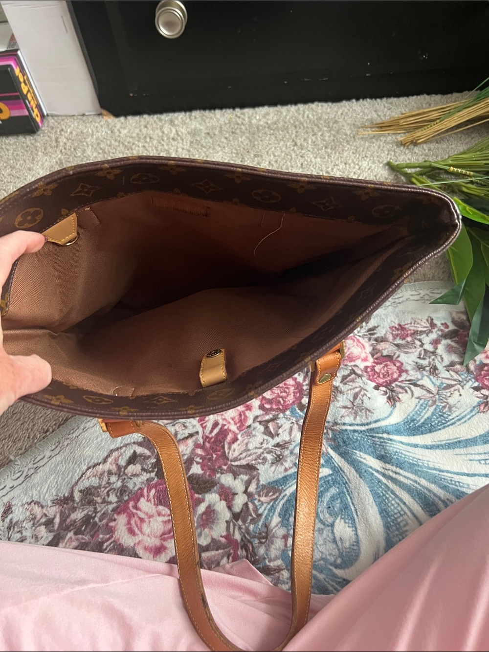 Monogram Canvas Brown Shoulder Tote - Picture 4 of 6